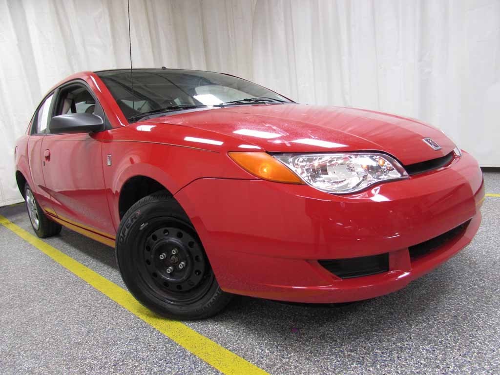 Pre Owned 2005 Saturn Ion 2 Fwd 4d Coupe