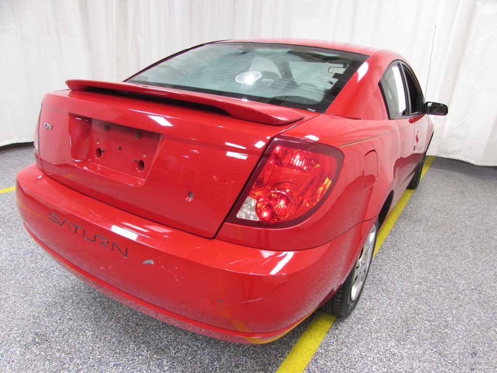 Pre Owned 2005 Saturn Ion 2 Fwd 4d Coupe