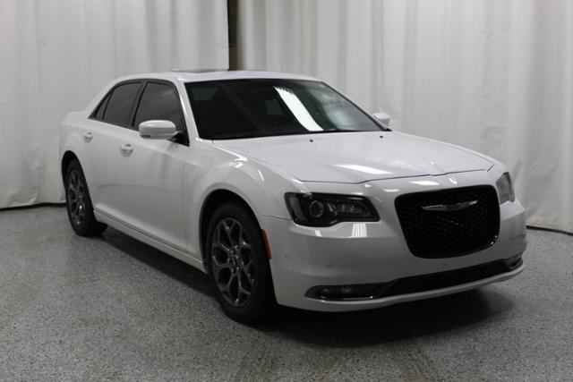 Used 2016 Chrysler 300 Pb8386 Cueter Jeep Dodge Pre Owned 2016 Chrysler 300 S