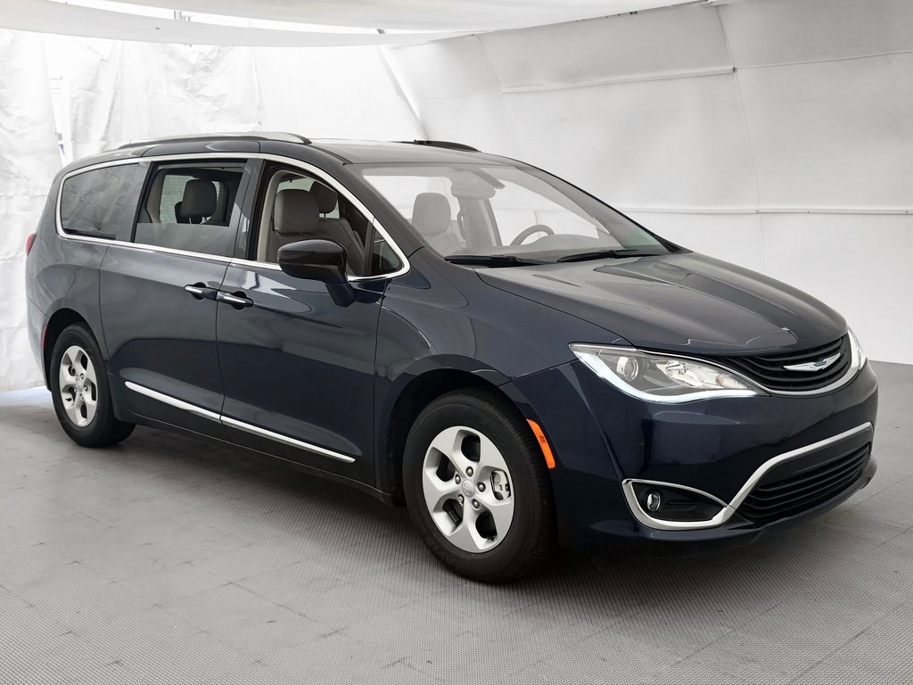 New 2018 Chrysler Pacifica Hybrid J1621 Cueter Jeep Dodge New 2018 Chrysler Pacifica Hybrid Touring L